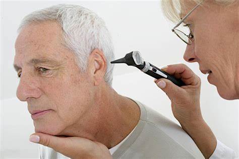 老人助听器什么牌子好一点？老人助听器一般多少钱？