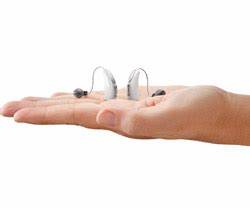 冬季戴助听器时软管里总有水珠该如何处理？