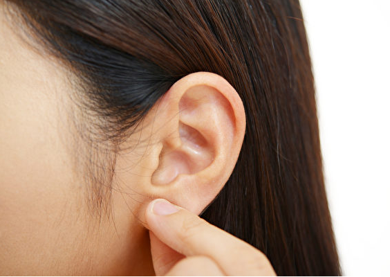 image耳朵布满穴道，按压耳朵能提升免疫力、减肥