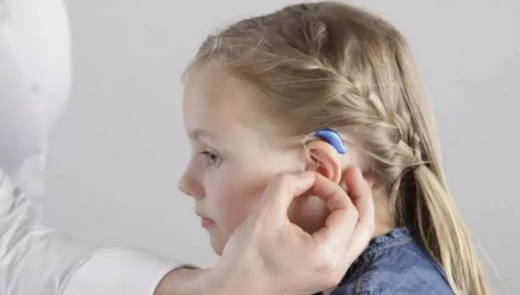 小孩助听器的价格为什么要格外高一些？