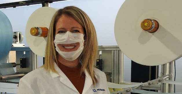 加拿大公司推出针对听力障碍者的革命性“窗户口罩”