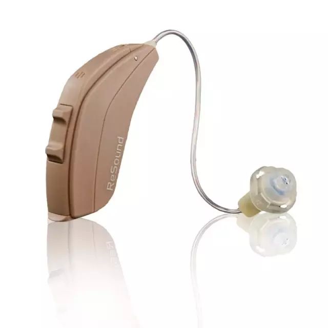 助听器外壳上有个洞洞有啥用途？