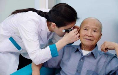 新配的助听器需要多次调试吗？