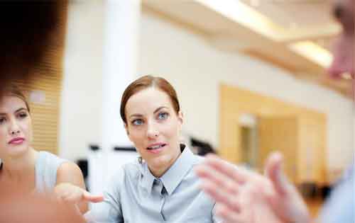 适时配戴助听器 可延缓听力退化